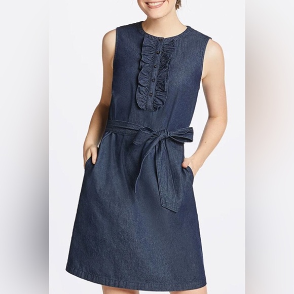 Draper James Dresses & Skirts - Draper James Belted Sleeveless Chambray Ruffle Shift Dress W/ Pockets - Size XS